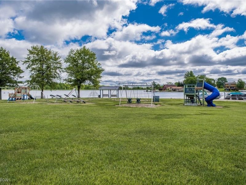 3025-3026 Cinnamon Drive W, West Salem, OH 44287 Photo 8