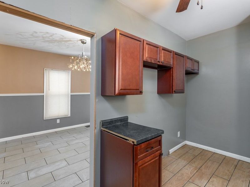 1431 Sherrick Road SE, Canton, OH 44707 Photo 9