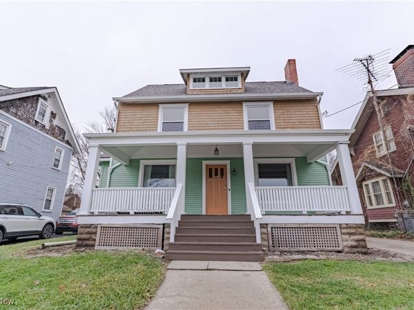 146 Bonnie Brae Avenue NE, Warren, OH 44483