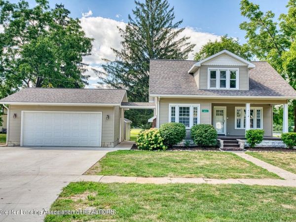 411 Lewis Street, Eaton Rapids, MI 48827