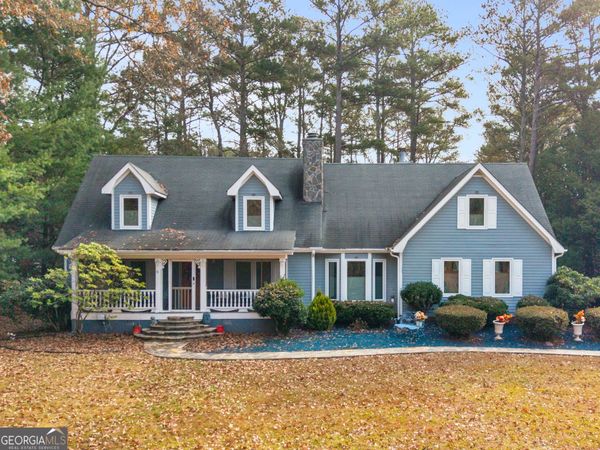 180 Roxboro Court, Fayetteville, GA 30215