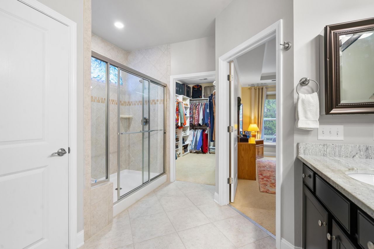 575 Eastern Isle Avenue Photo 24