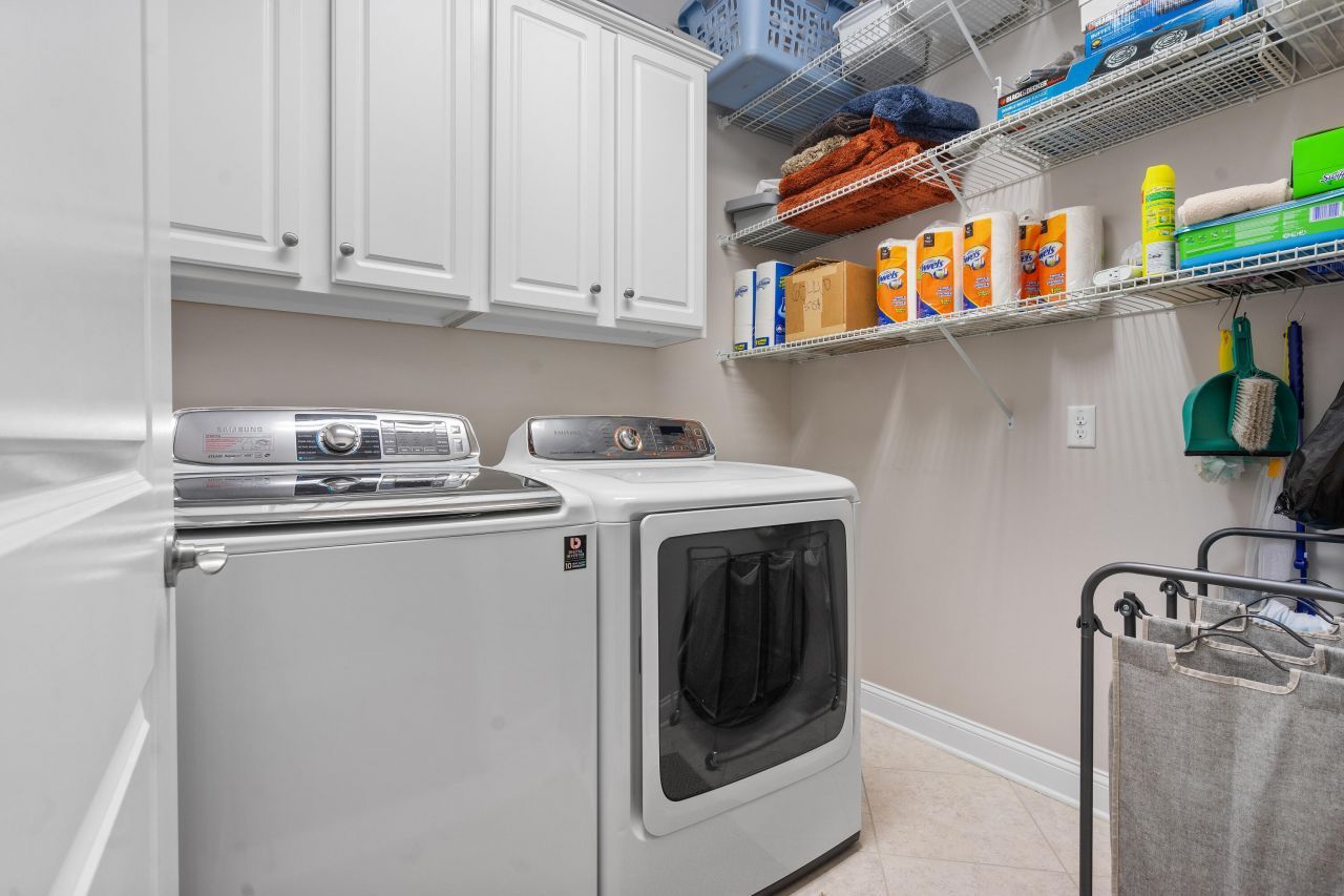 575 Eastern Isle Avenue Photo 35