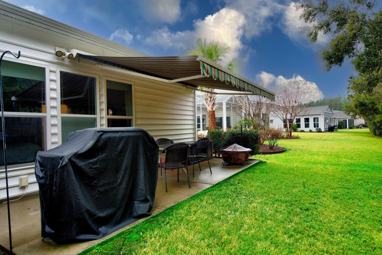 575 Eastern Isle Avenue Photo 38