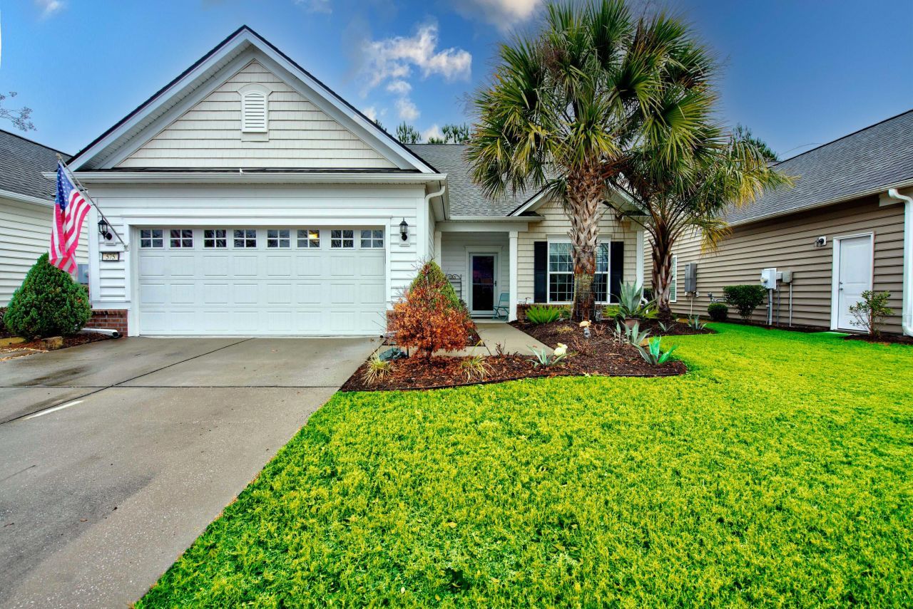 575 Eastern Isle Avenue Photo 46