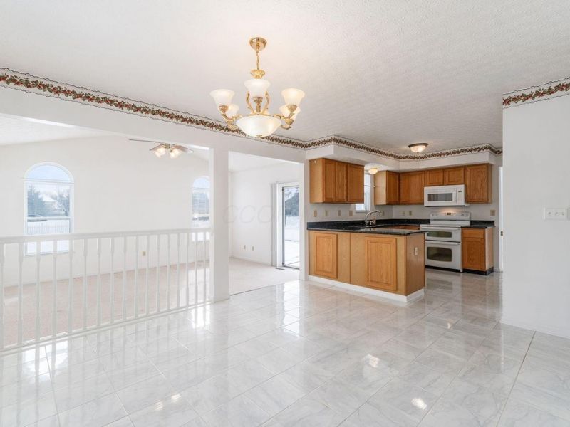 406 Hances Drive, Blacklick, OH 43004 Photo 13