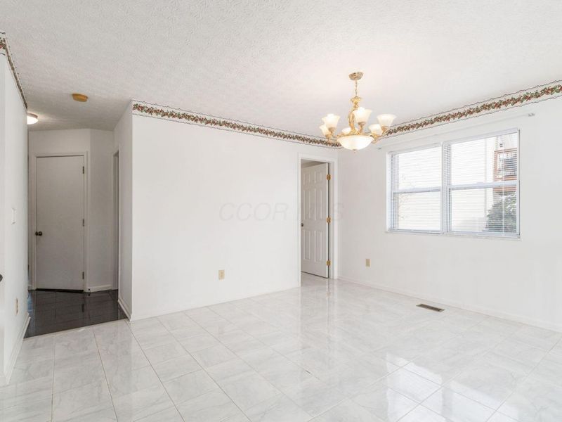 406 Hances Drive, Blacklick, OH 43004 Photo 14