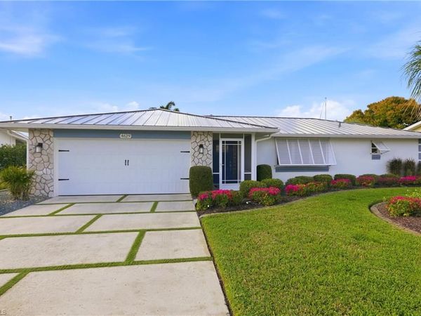 4629 Forest Glen DR, NORTH FORT MYERS, FL 33903