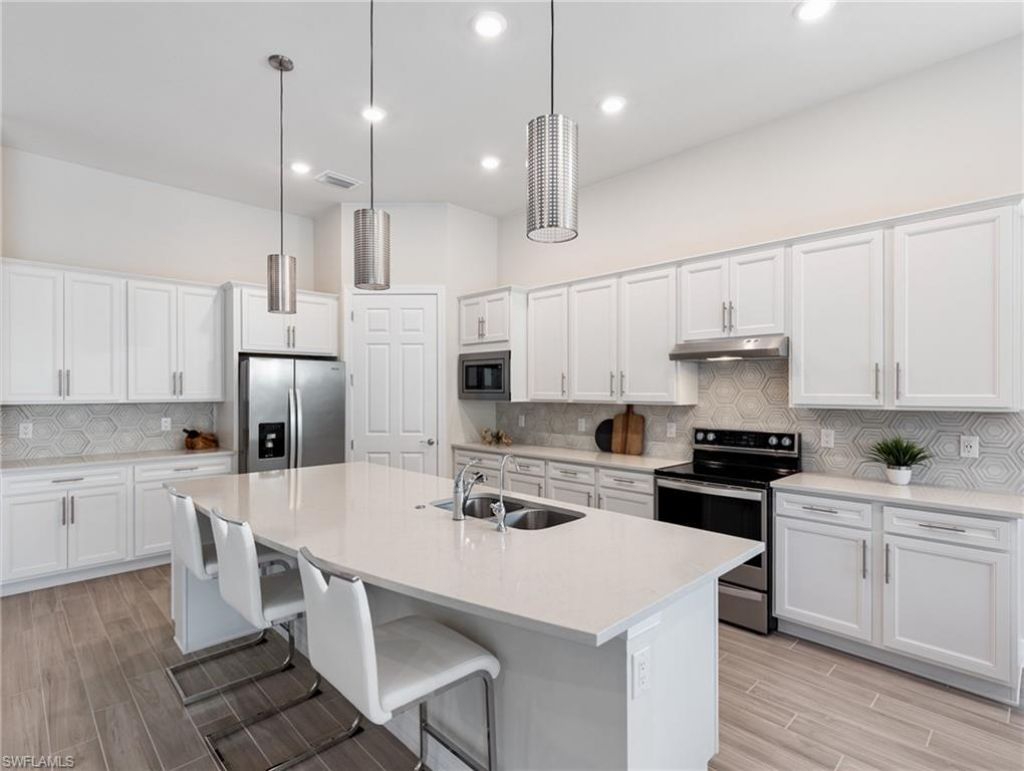 10824 Maitland Way, Fort Myers, FL 33913 Photo