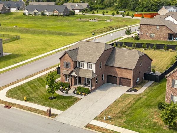 400 Quarry Rd, Gallatin, TN 37066