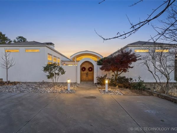 5301 Oak Timber Drive, Tulsa, OK 74131