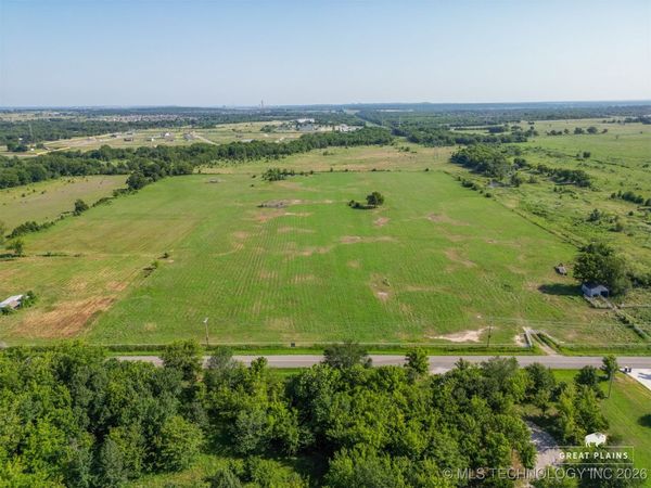 3535 E 161st Street S, Bixby, OK 74133