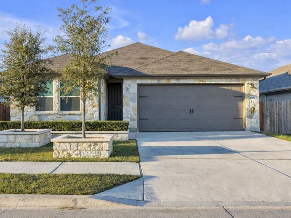 1100 View DR, Georgetown, TX 78628