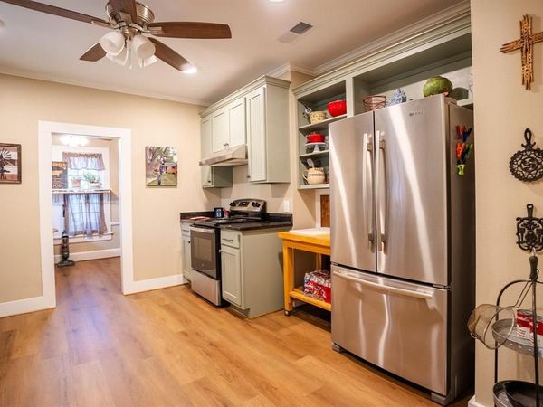 820 E Palestine, Mexia, TX 76667