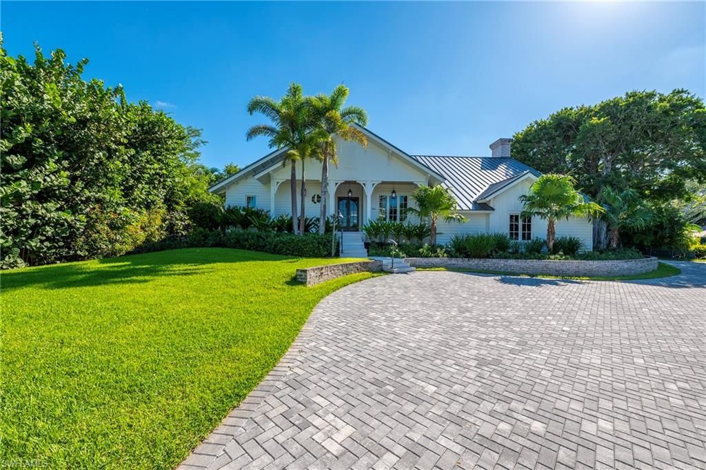 5042 Seahorse Ave, Naples, FL 34103 Photo