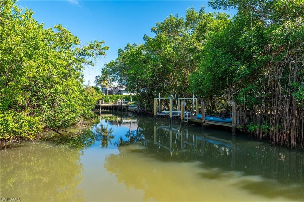 5042 Seahorse Ave, Naples, FL 34103 Photo