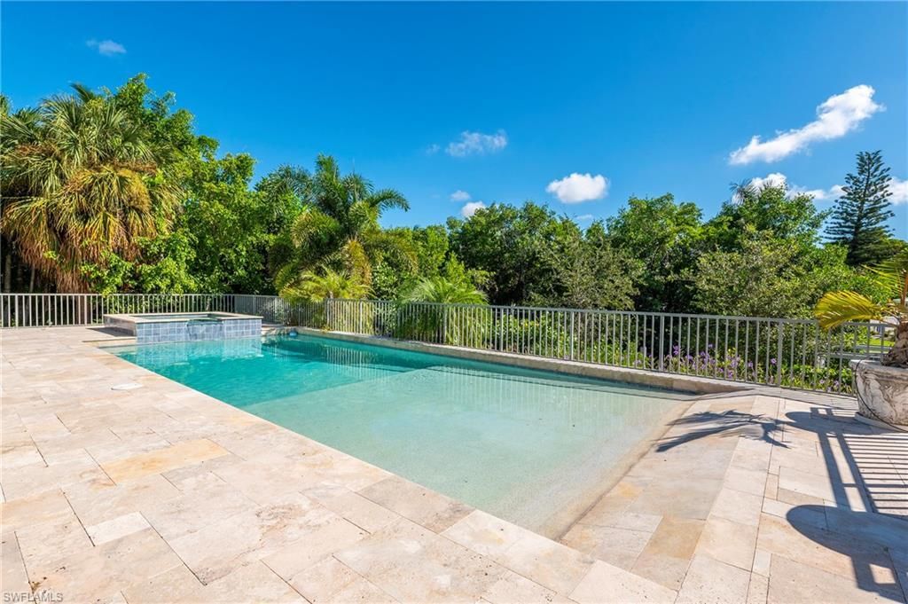 5042 Seahorse Ave, Naples, FL 34103 Photo