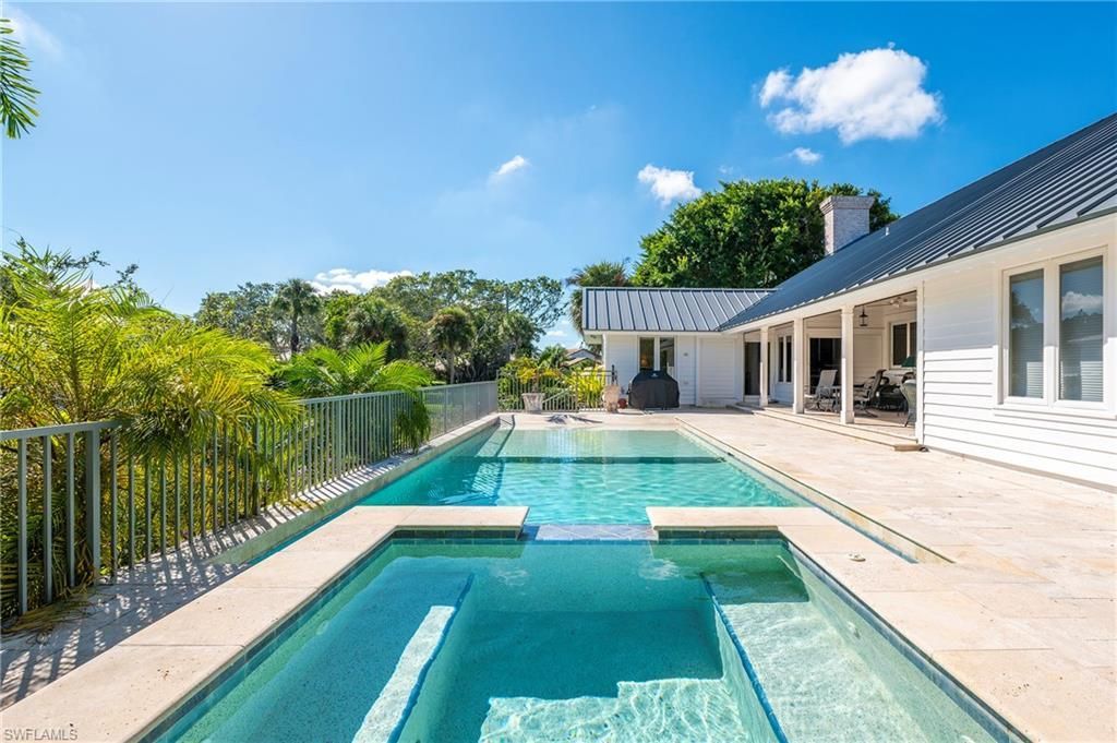 5042 Seahorse Ave, Naples, FL 34103 Photo