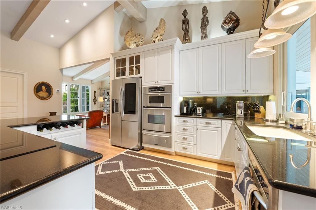 5042 Seahorse Ave, Naples, FL 34103 Photo