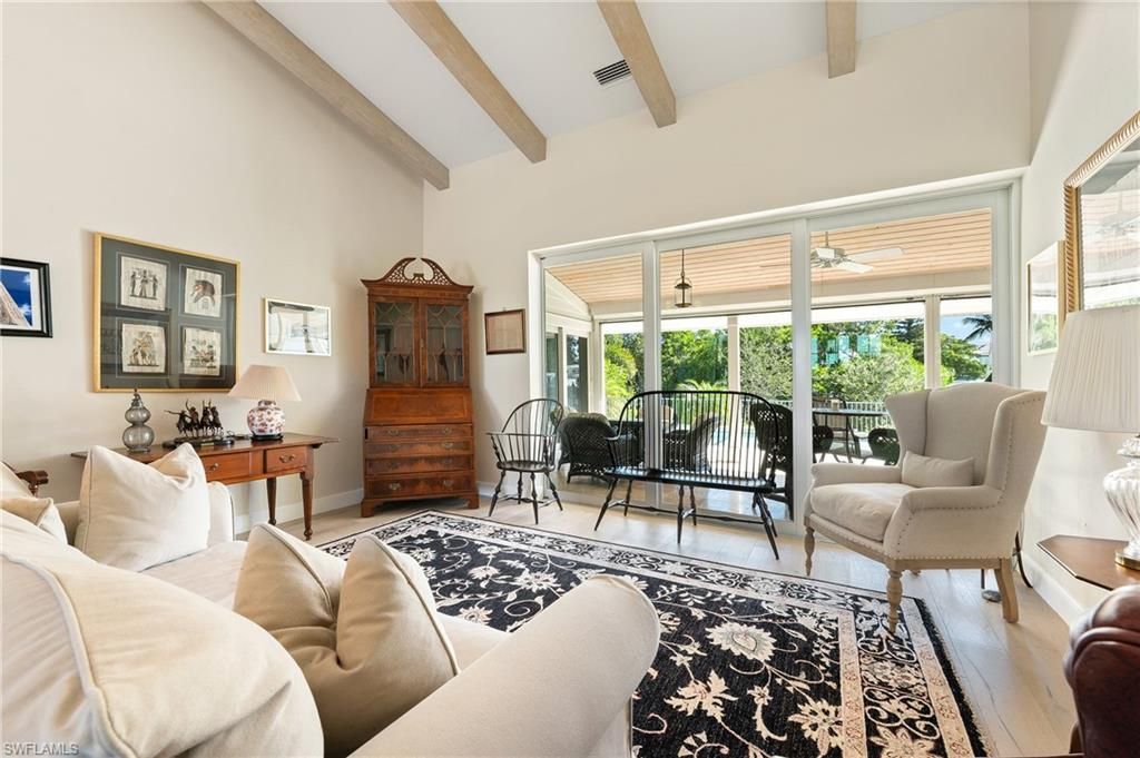 5042 Seahorse Ave, Naples, FL 34103 Photo