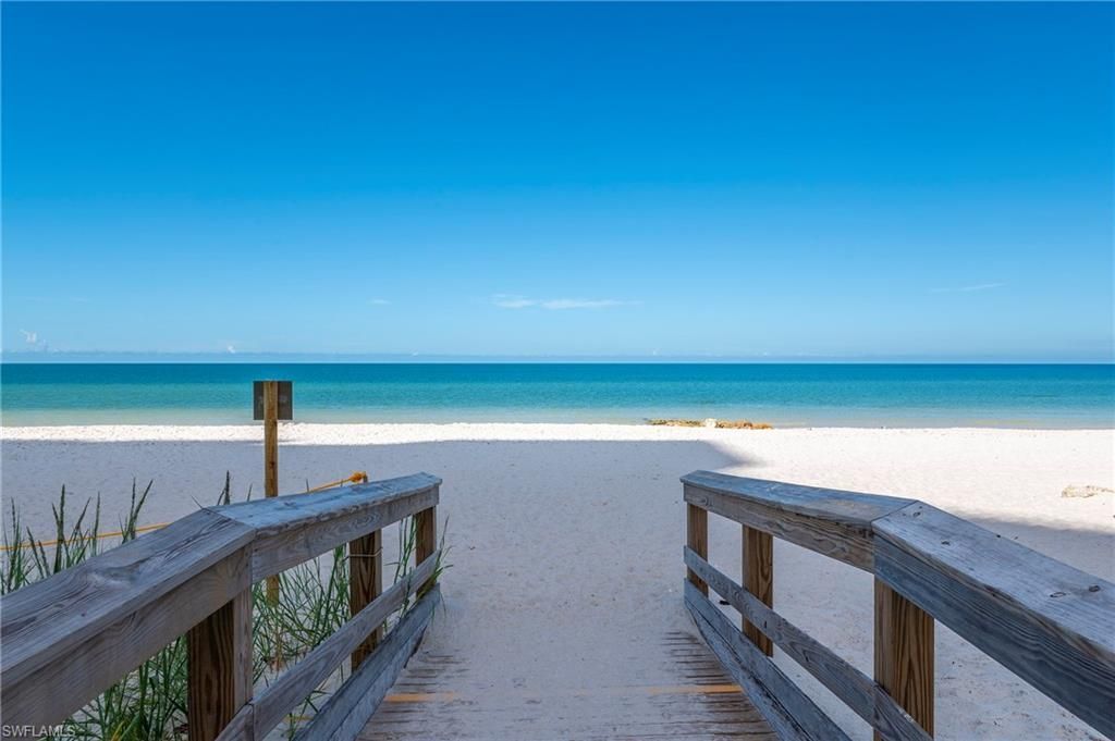 5042 Seahorse Ave, Naples, FL 34103 Photo