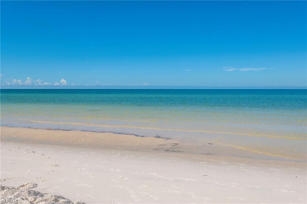 5042 Seahorse Ave, Naples, FL 34103 Photo