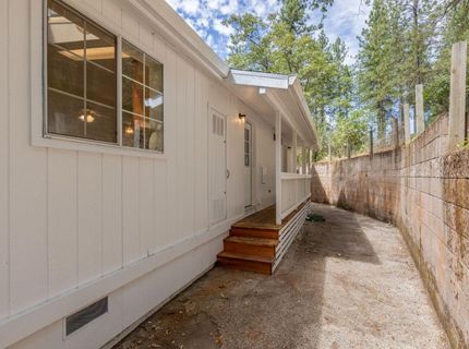 18506 Dunvegan Dr, Applegate, CA 95703 Photo