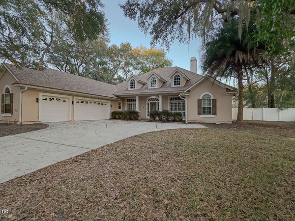 1917 HOLLY OAK Drive, Orange Park, FL 32065