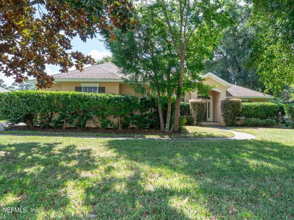 97447 BLUFF VIEW Circle, Yulee, FL 32097