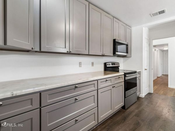 5550 DARLOW Avenue, Jacksonville, FL 32277