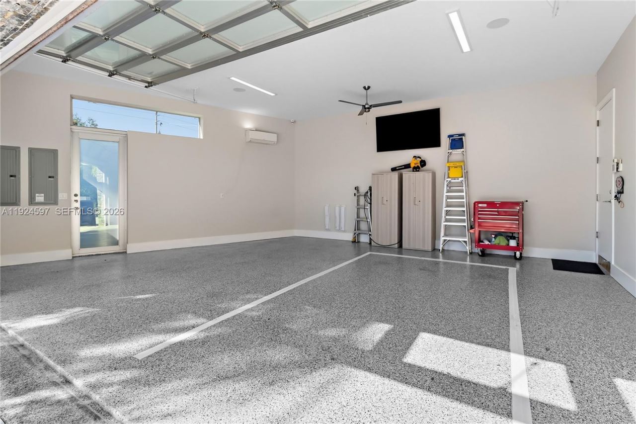 2809 NE 24th Pl, Fort Lauderdale, FL 33305 Photo