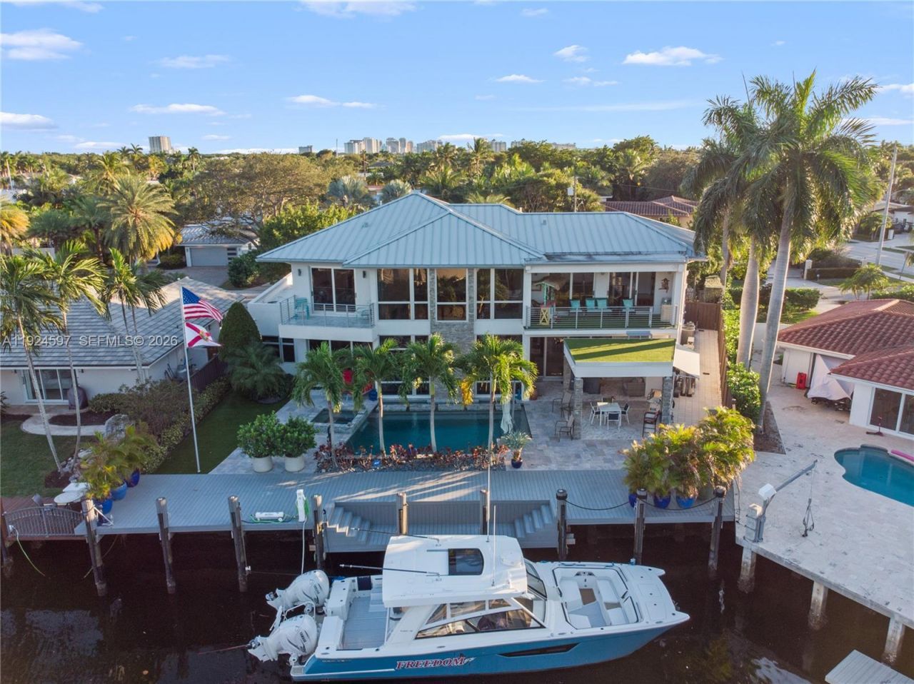 2809 NE 24th Pl, Fort Lauderdale, FL 33305 Photo