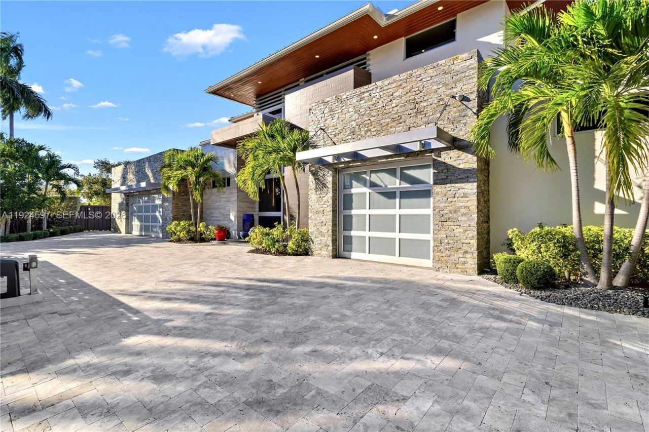 2809 NE 24th Pl, Fort Lauderdale, FL 33305 Photo