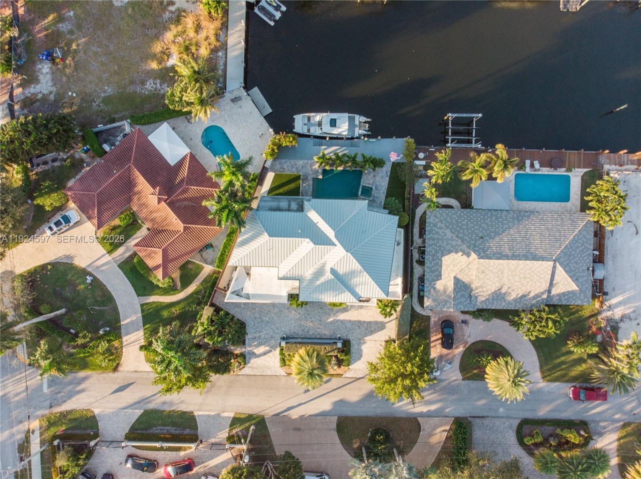 2809 NE 24th Pl, Fort Lauderdale, FL 33305 Photo