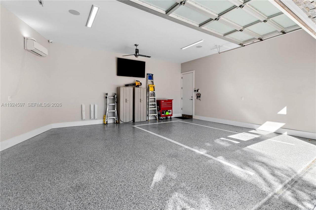 2809 NE 24th Pl, Fort Lauderdale, FL 33305 Photo