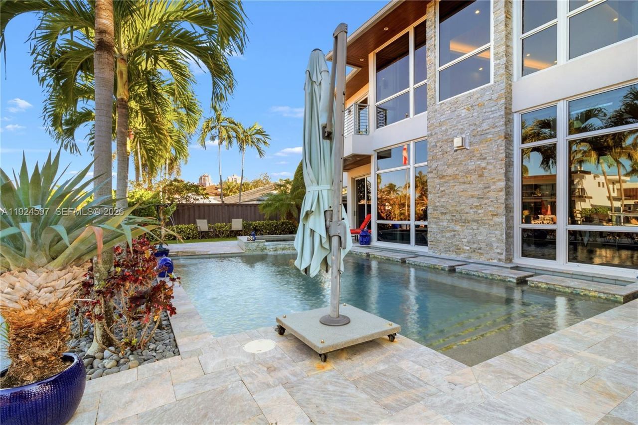 2809 NE 24th Pl, Fort Lauderdale, FL 33305 Photo