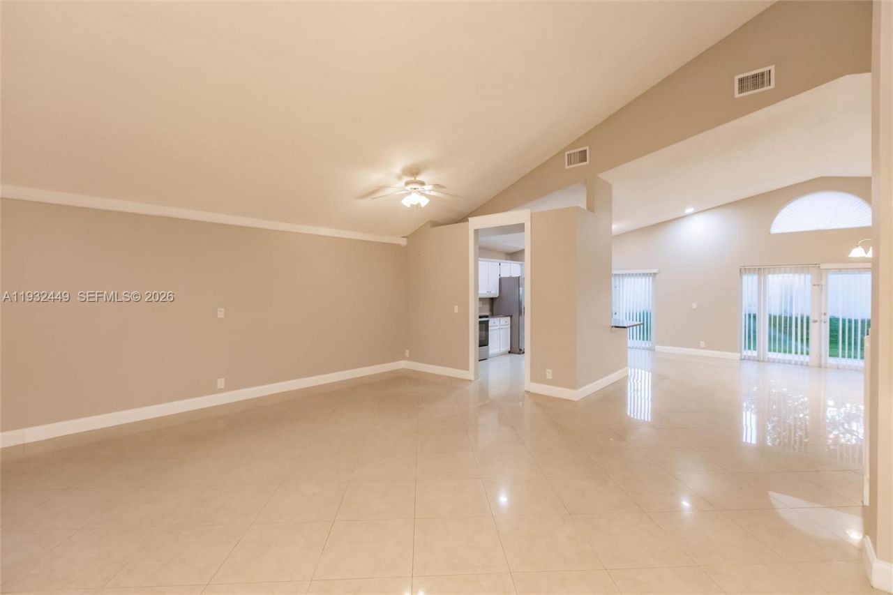 2042 Cross Breeze Dr, Wellington, FL 33414 Photo