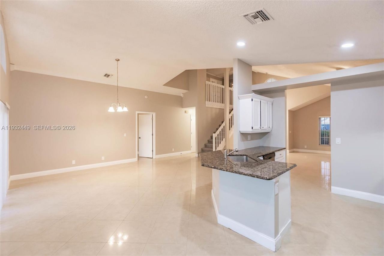 2042 Cross Breeze Dr, Wellington, FL 33414 Photo