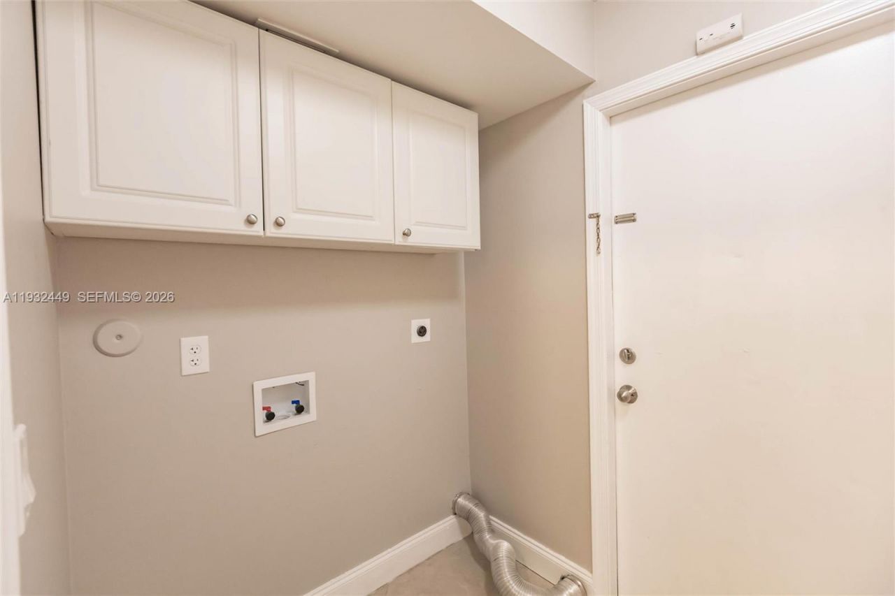 2042 Cross Breeze Dr, Wellington, FL 33414 Photo