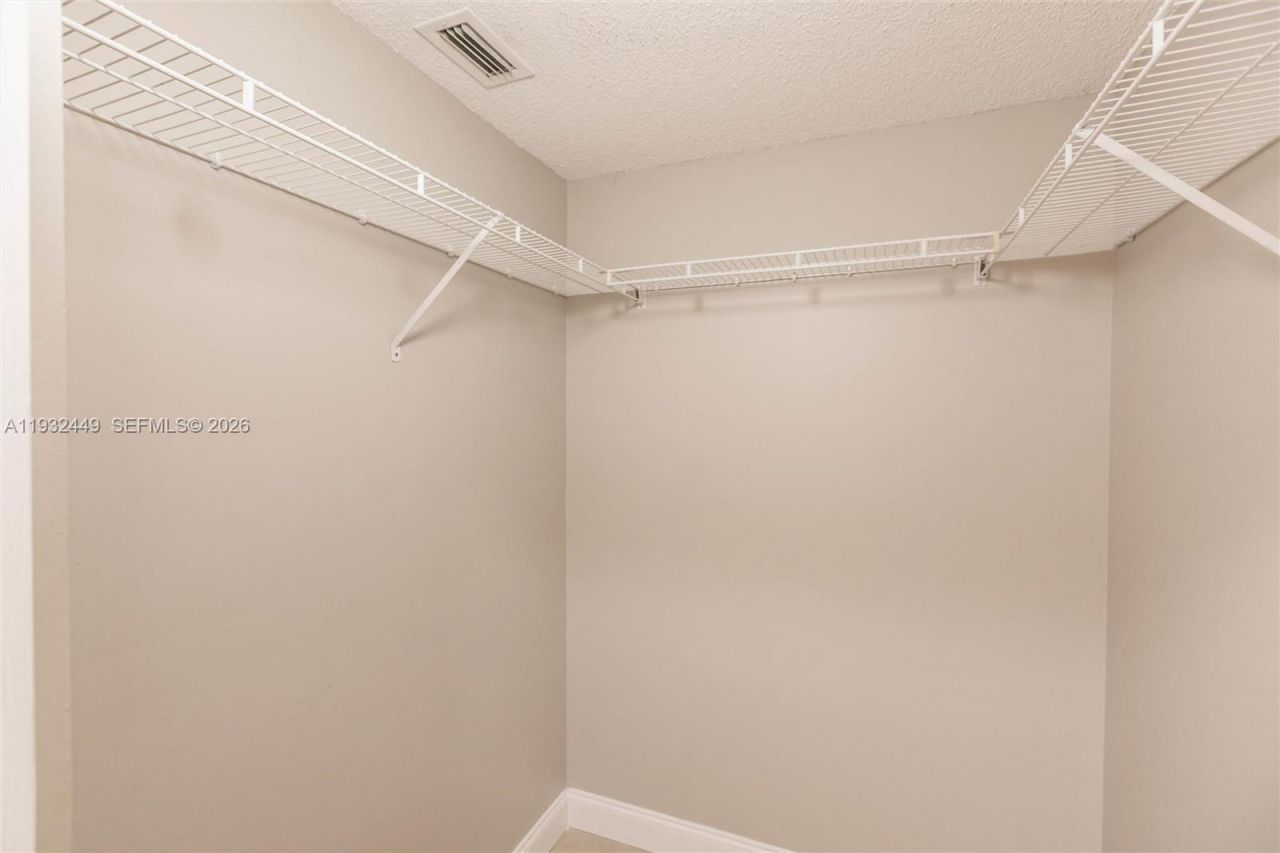 2042 Cross Breeze Dr, Wellington, FL 33414 Photo