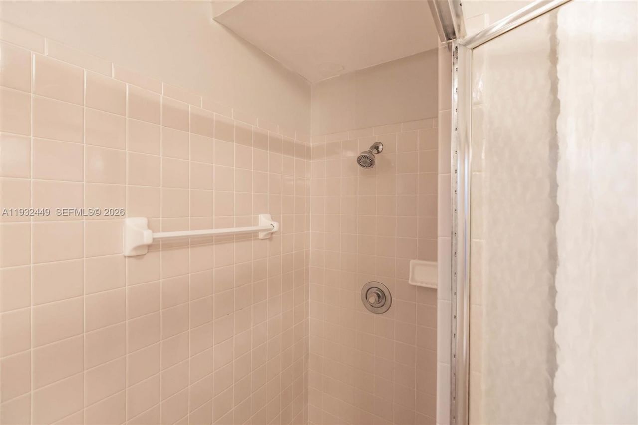 2042 Cross Breeze Dr, Wellington, FL 33414 Photo