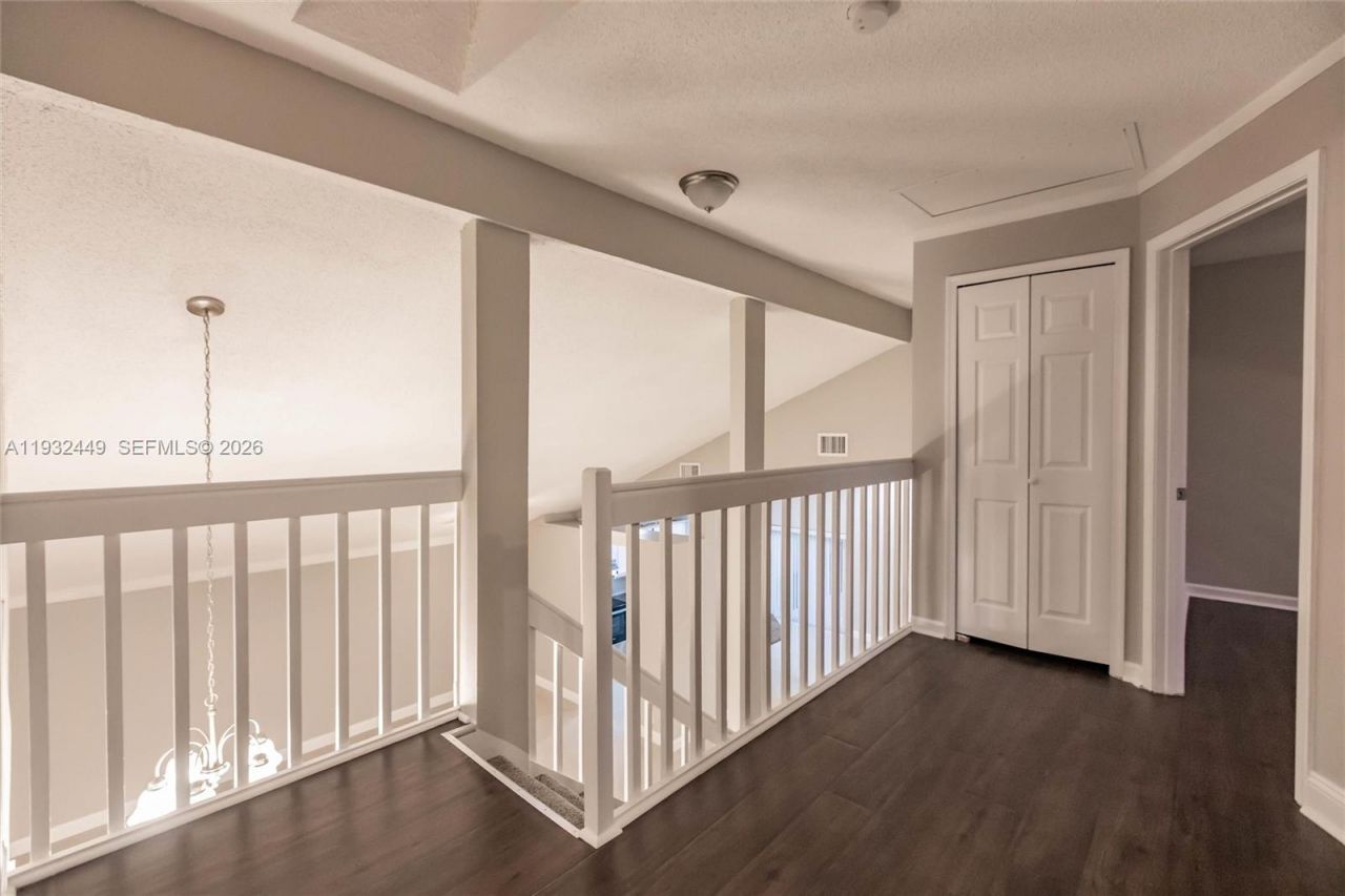 2042 Cross Breeze Dr, Wellington, FL 33414 Photo