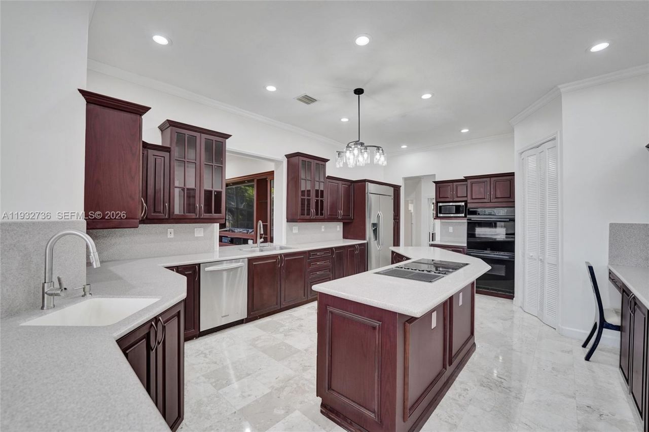 3855 Windmill Lake Road, Weston, FL 33332 Photo