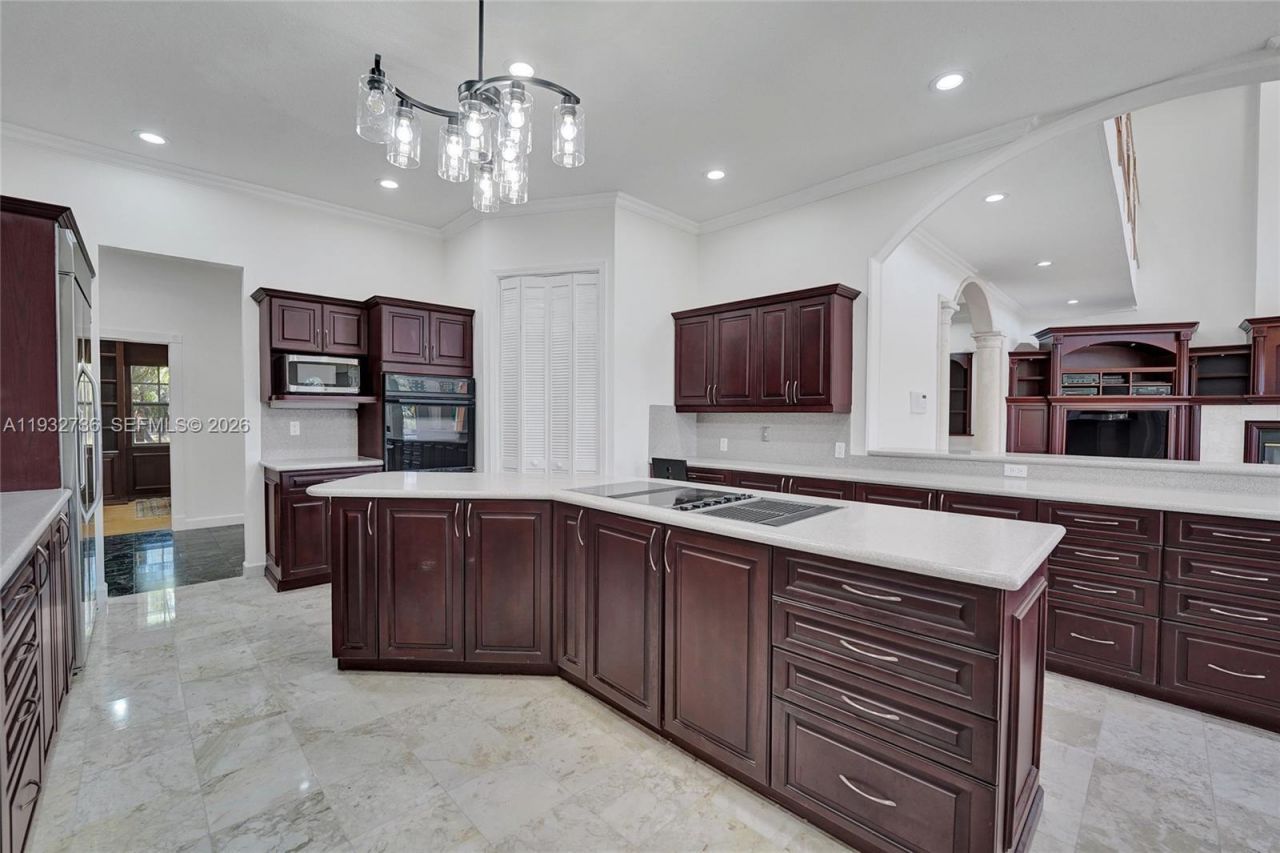 3855 Windmill Lake Road, Weston, FL 33332 Photo