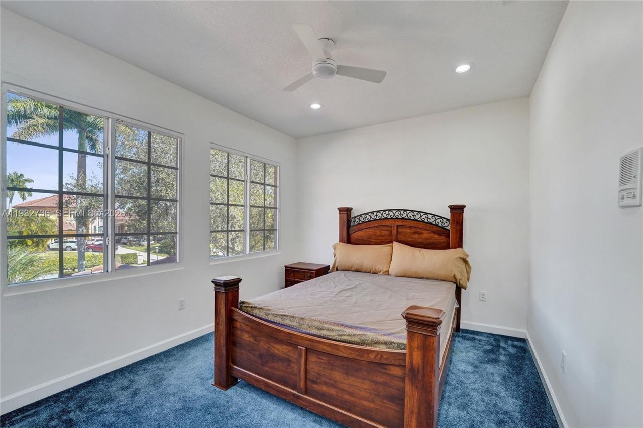 3855 Windmill Lake Road, Weston, FL 33332 Photo