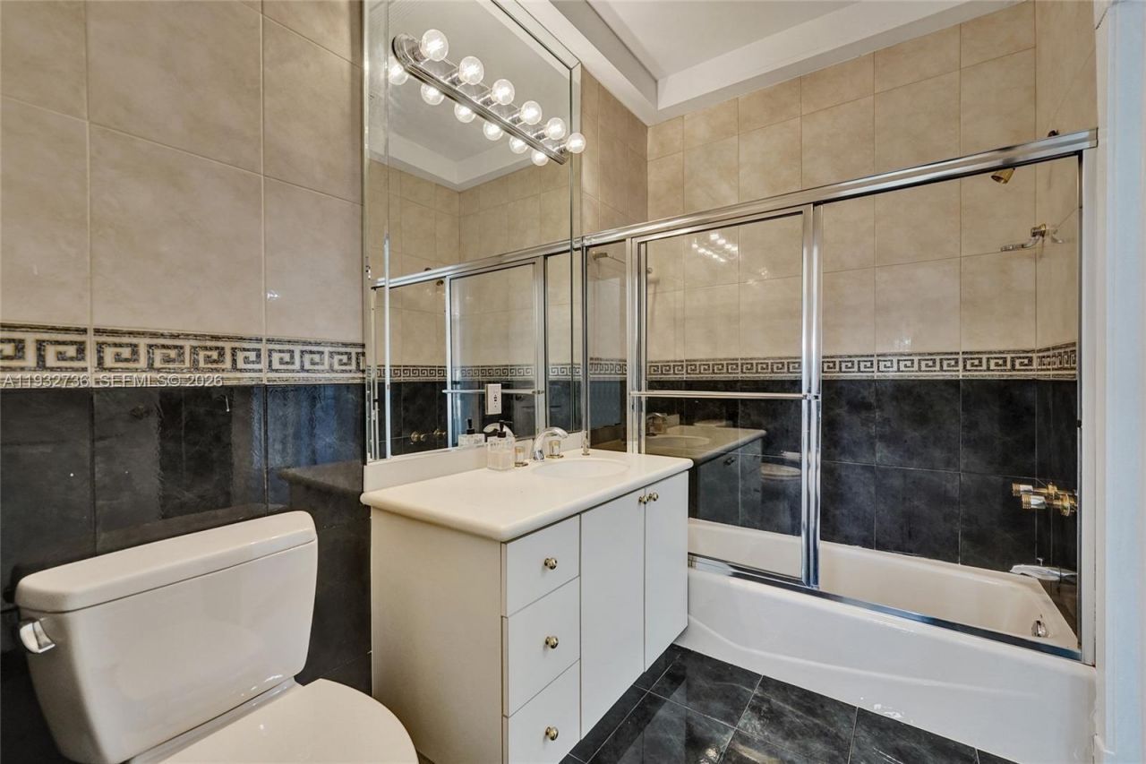 3855 Windmill Lake Road, Weston, FL 33332 Photo