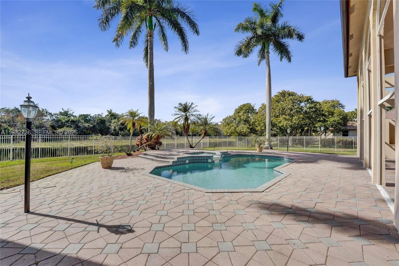 3855 Windmill Lake Road, Weston, FL 33332 Photo