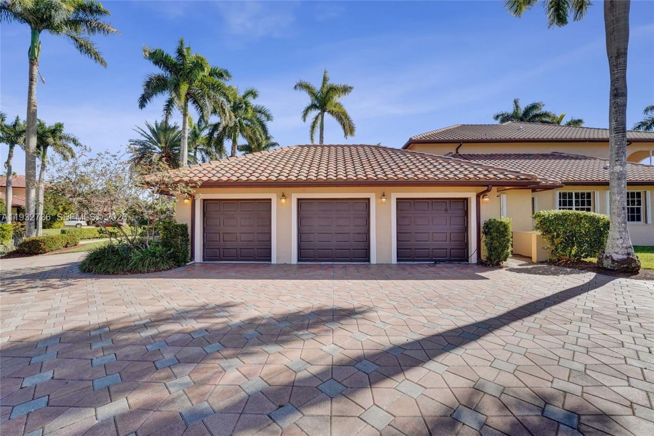 3855 Windmill Lake Road, Weston, FL 33332 Photo