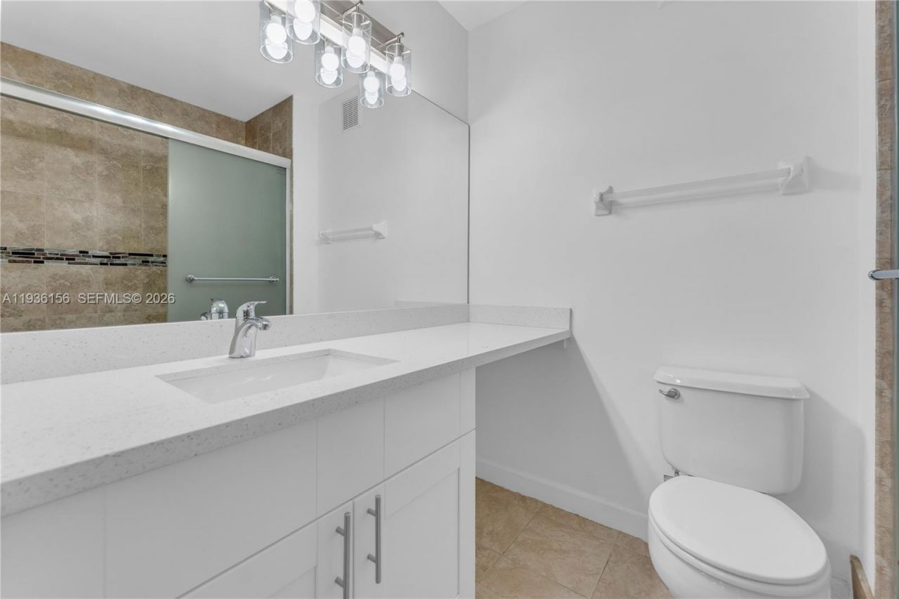 3325 Cabaret Ln, Margate, FL 33063 Photo