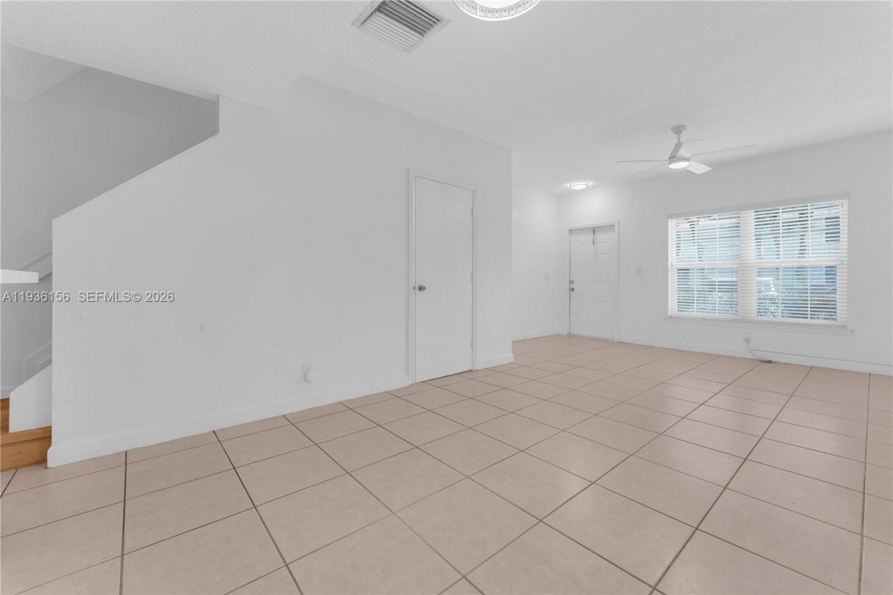 3325 Cabaret Ln, Margate, FL 33063 Photo